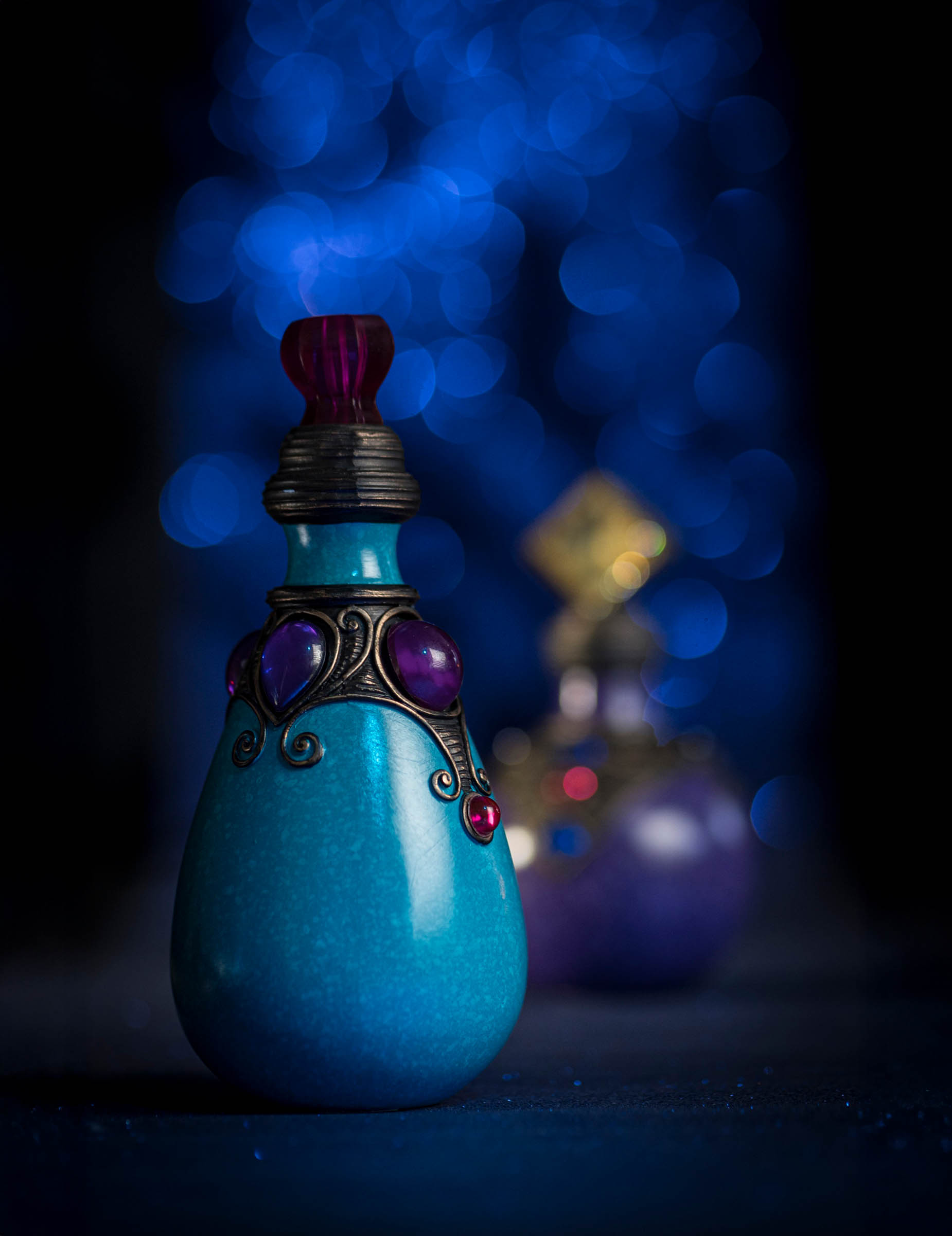 flacon-de-potion-bleu-en-resine-20cm_348465_1