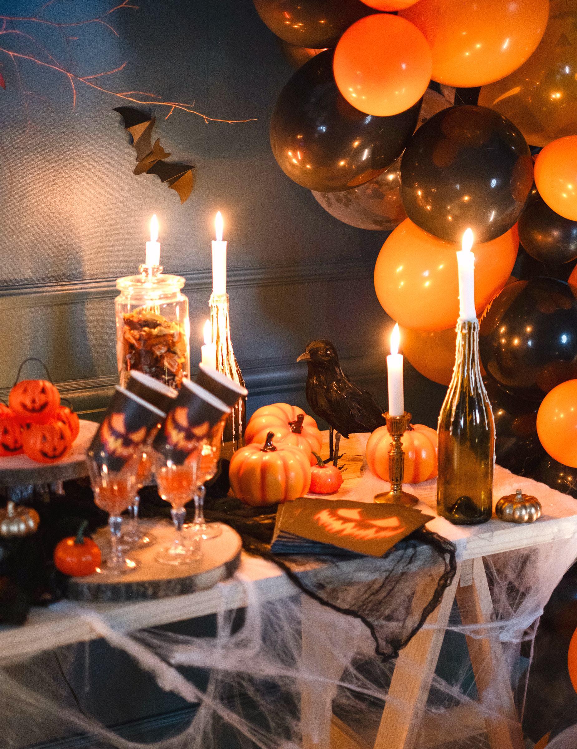 corbeau-plumes-noires-20-cm_217821_2