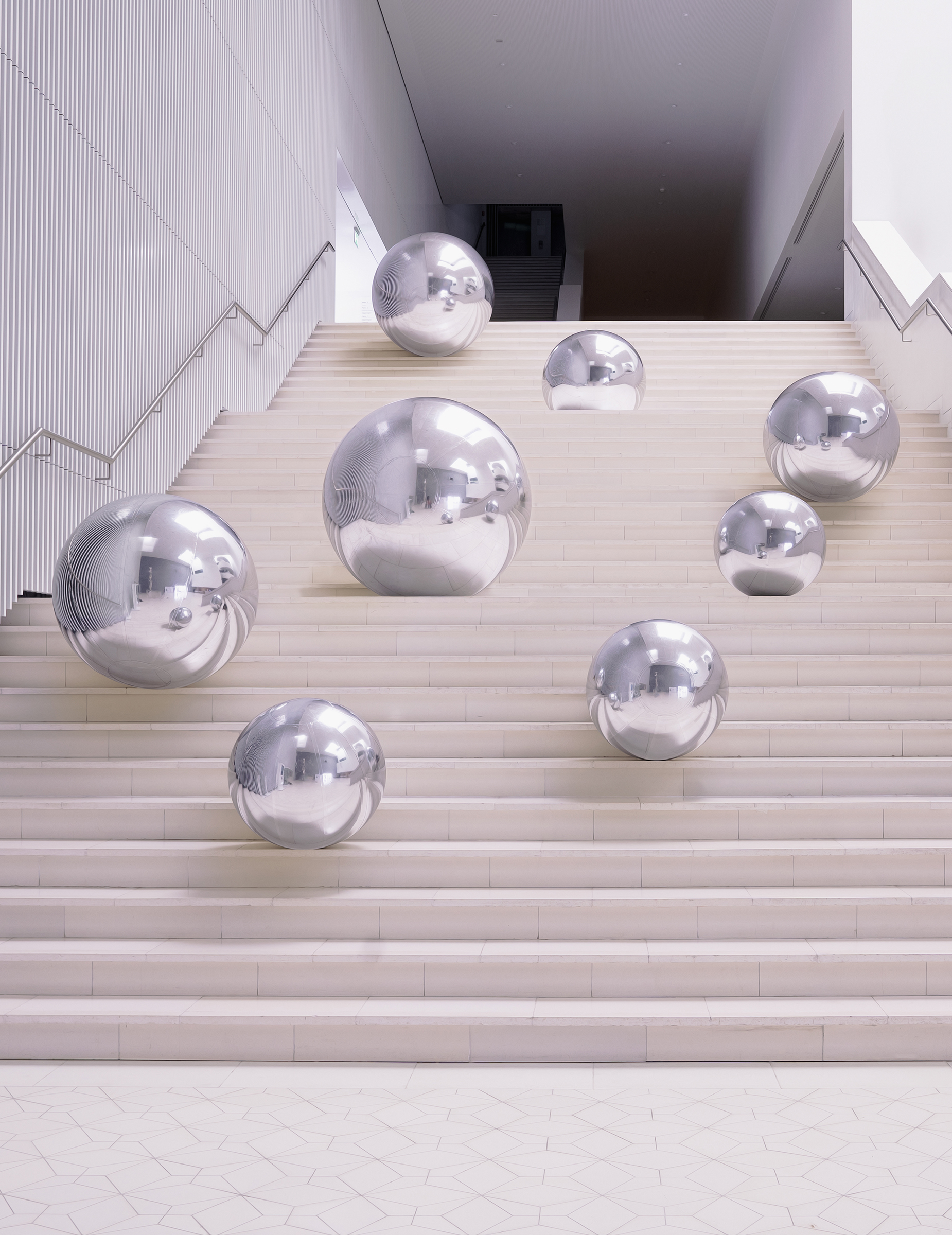 1-boule-a-facettes-argentee-mirror-60-cm_350391_1