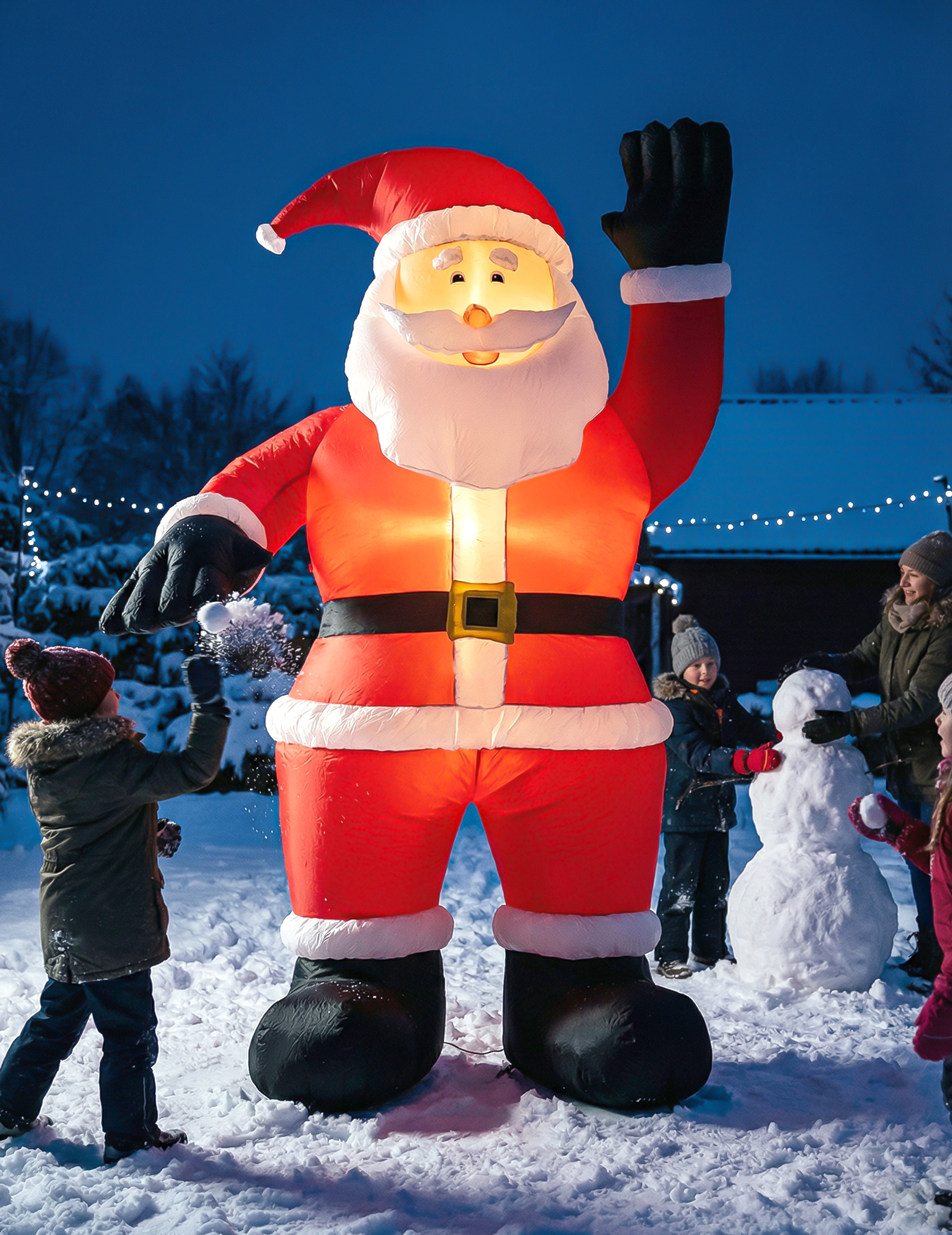 inflatable-santa-christmas-decoration-red-white-black-244cm_277402_1