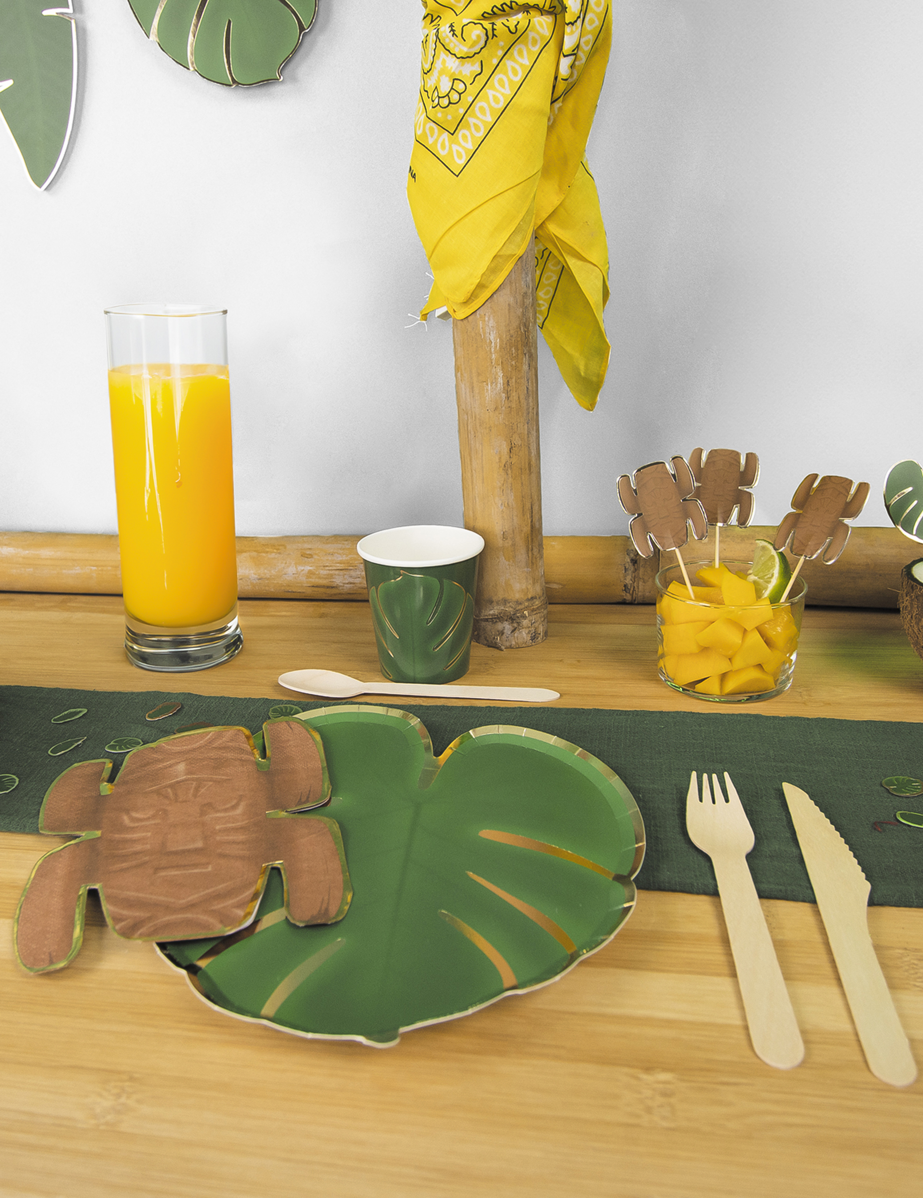 8-assiettes-feuilles-tropicales-23-cm_343101_2