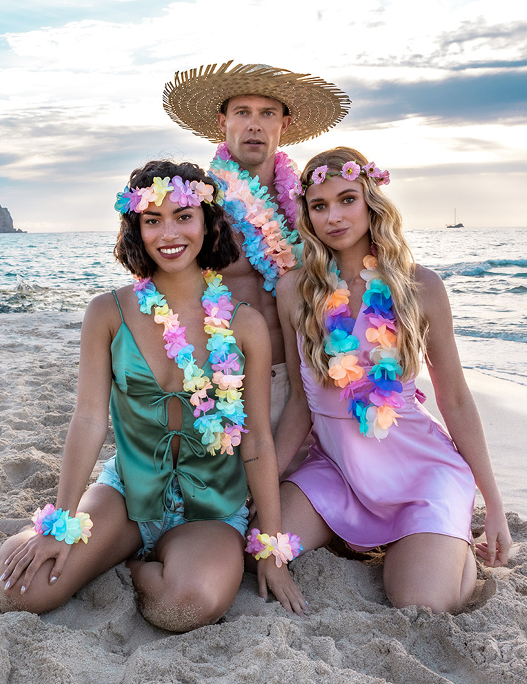 collier-de-fleurs-pastels-hawai_347127_2