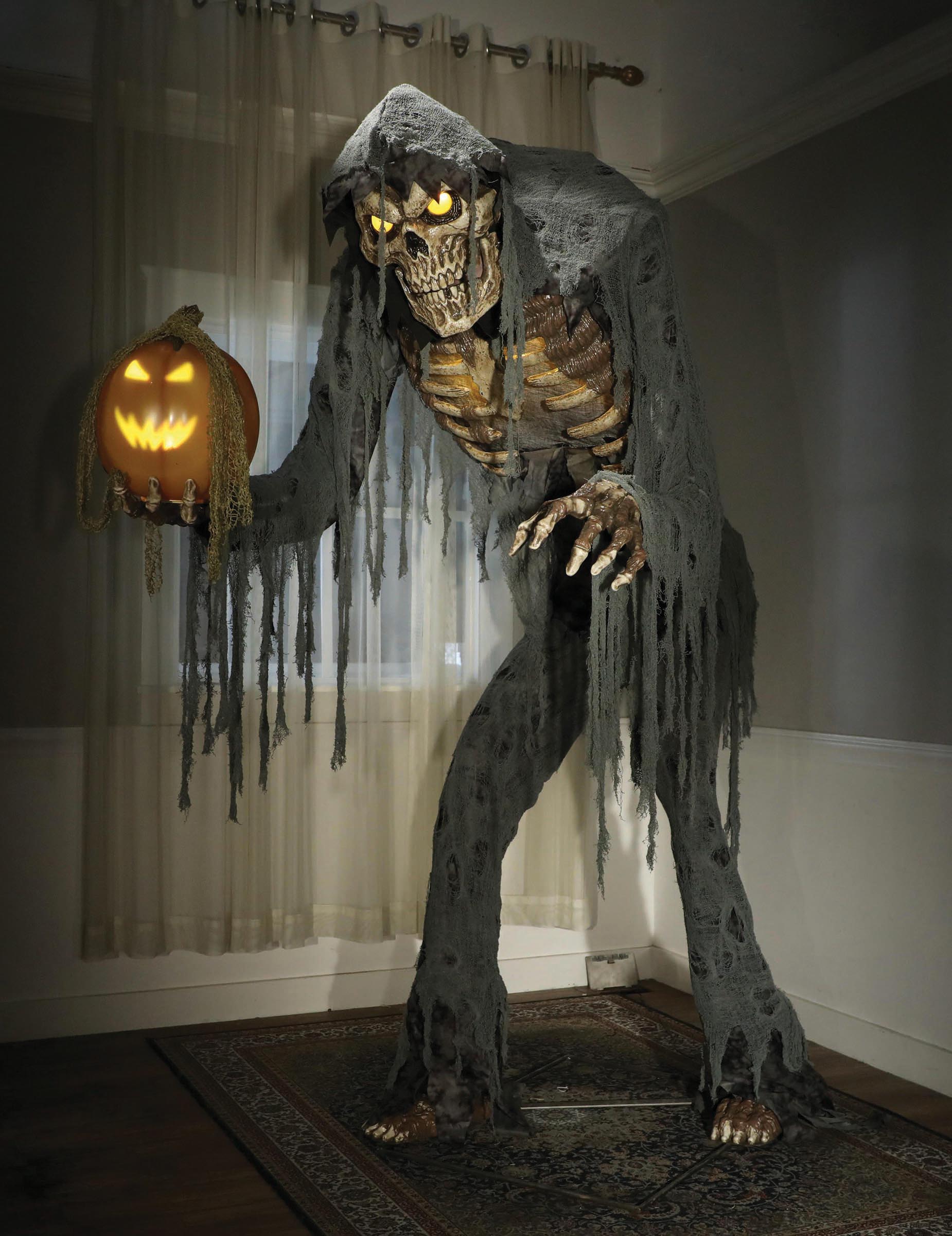 decoration-animee-jack-l-epouvantail-avec-bras-articules-son-et-lumieres-2-15m_348665_2