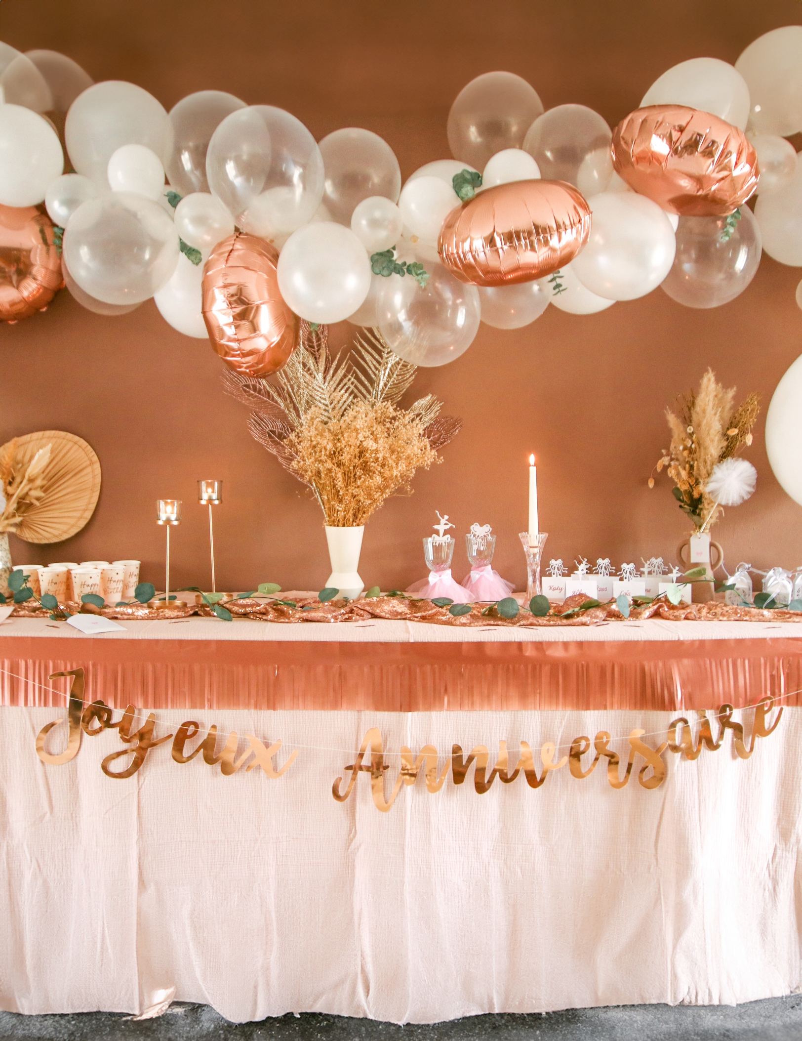 kit-arche-de-70-ballons-rose-gold-avec-eucalyptus-et-roses_337831_1