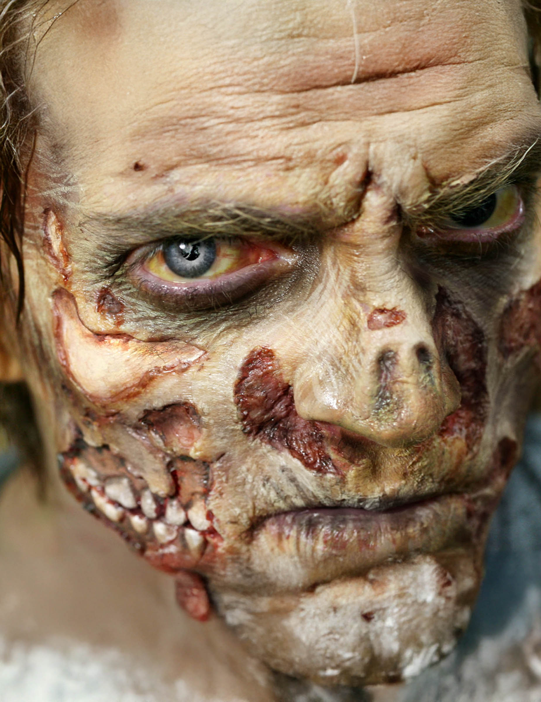 blessures-zombie-transfert-a-l-eau-premium_221990